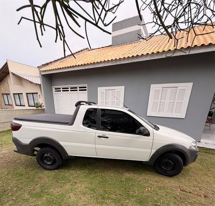 FIAT STRADA 1.4 MPI HARD WORKING CE 8V FLEX 2P MANUAL FIAT STRADA 1.4 MPI HARD WORKING CE 8V FLEX 2P MANUAL